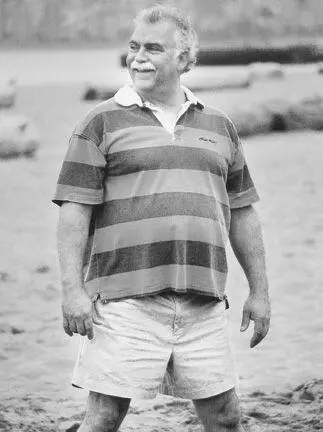 Jim Fulton former Member of Parliament and now executive director of the David - фото 45