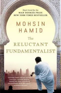 Mohsin Hamid The Reluctant Fundamentalist обложка книги