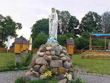 Скульптура Дева Мария Королева Розария Гудогай 2008 г Фото В В Шейбака - фото 11