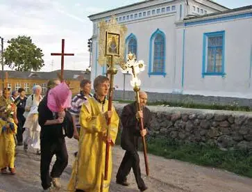 Православные паломники направляются в Жировичи 2006 г Фото В В Шейбака - фото 14