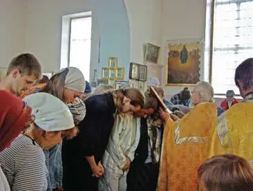 Крест украшенный к встрече православных паломников Гродненская обл 2006 г - фото 16