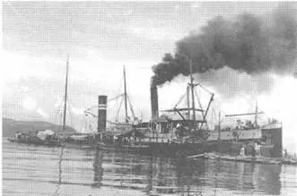 Во время судоподъемных работ на Корейце Канонерские лодки на рейде - фото 99