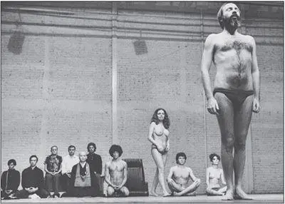 During Zarathustra my Zen teacher agreed to sit motionless on stage - фото 20