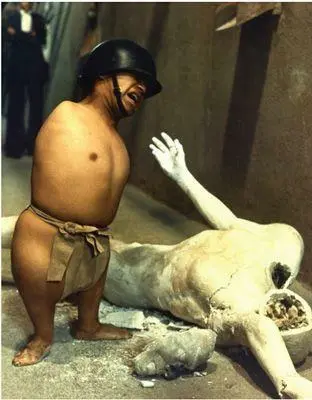 The war monster berates the corpse From The Holy Mountain Christ - фото 48