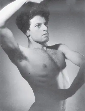 Performing in a pantomime Santiago de Chile 1950 Was I a precursor to Iggy - фото 30