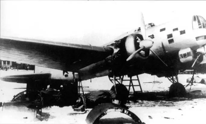 Ремонт двигателя на цельнометаллическом ДБ3Б зима 1938 г На ДБ3Б стояли - фото 16