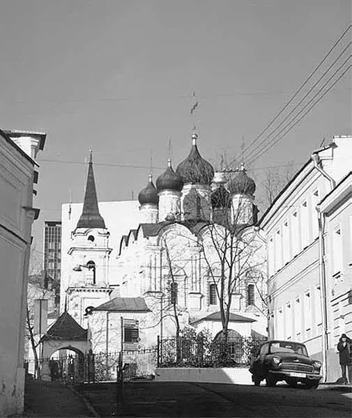 Рис 40 Церковь Святого Владимира в Садах на вершине холма спускающегося к - фото 40