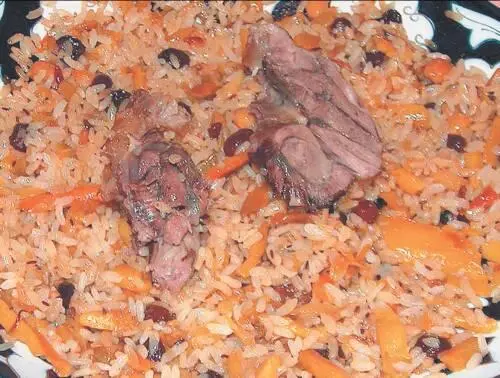 Плов с тушенкой и маринованными овощами Жареная свинина с гарниром из - фото 12