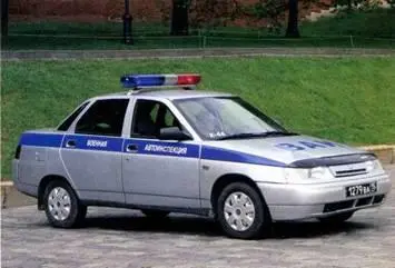2010 Легковой автомобиль ВАИ ВАЗ2110 Лада на Васильевском спуске в Москве - фото 16