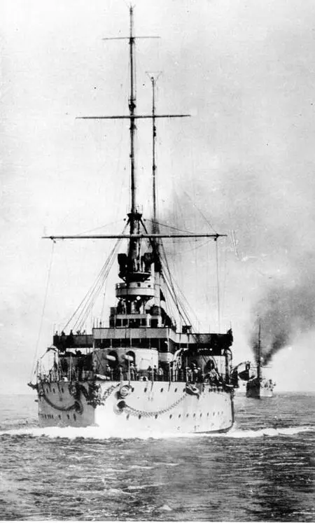 Ростислав в походе 1910е гг Ростислав на Севастопольском вверху и - фото 45