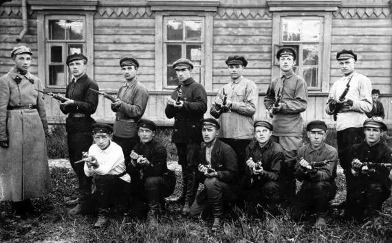 Группа чоновцев Сибирь Младшие командиры Красной Армии 30е гг - фото 36