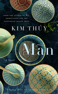 Kim Thuy Mãn обложка книги