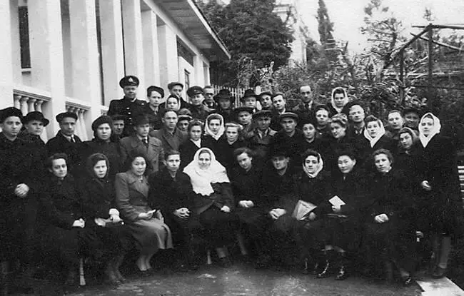 Встреча комсомольских работников Советского Союза в Сочинском Домемузее - фото 55