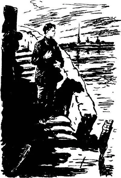 Григорий Шумов медленно спускается по ступеням к самой воде Мглистый закат уже - фото 16