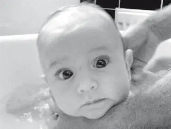 Есть версия что Архимеду удалось открыть закон плавания тел исключительно - фото 20