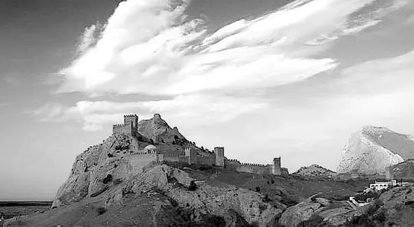 Сурожская крепость Он уже сорок лет бился над тем чтобы доказать именно - фото 155