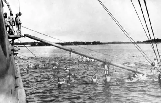 Слава во время кампаний 19101913 гг На Ревельском рейде во время - фото 121