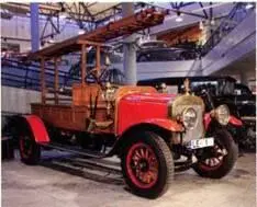 В 1914 году завод Густава Листа сделал одной из пожарных частей Петрограда - фото 17