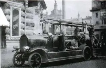 1912 Москва Испытания пожарного автонасоса DaimlerMarienfelde Первым - фото 4