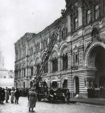 1914 Москва Красная площадь Пожарная автолестница Magirus на пятитонном шасси - фото 6