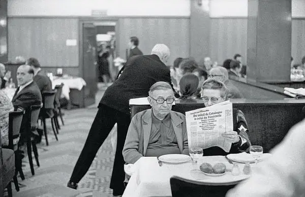 Guy Le QuerrecMagnum Photos ЖЕНЩИНЫ ТИПА СИМОНЫ СИНЬОРЕ Это героиня - фото 53