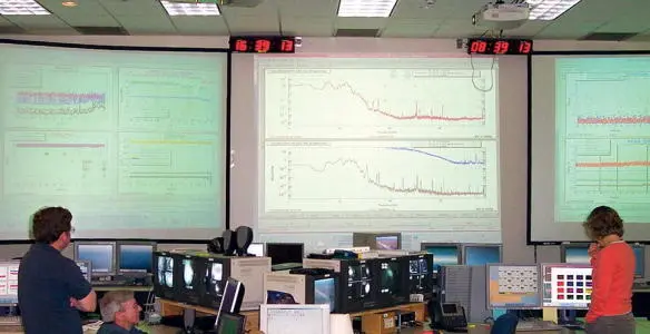 Fig 161 Top Aerial photograph of the LIGO gravitational wave detector at - фото 136