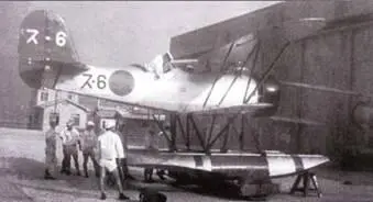 Еще ода фотография гидросамолета E9W1 с подводной лодки I6 Ватанабе E9W1 - фото 76