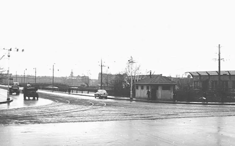 Тучков мост Фото 1955 года Ясно что такая провинциальность не могла - фото 15