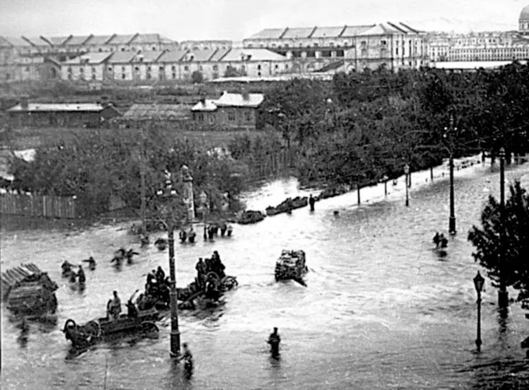 Наводнение 23 сентября 1924 года Около Тучкова буяна В XVIII веке в Мокрушах - фото 18