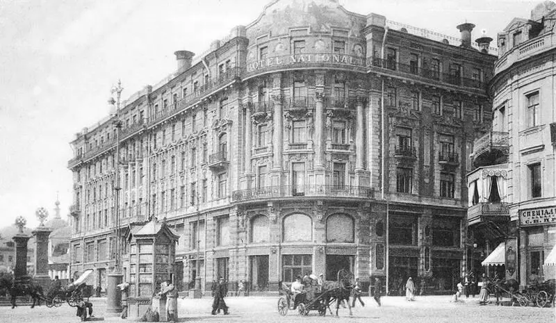 Националь Чтобы переплюнуть Мамонтова с его Метрополем выделили - фото 94