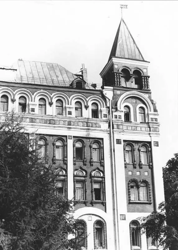 Доходный дом МН Миансаровой В 1851 году этот обширный участок земли в - фото 118