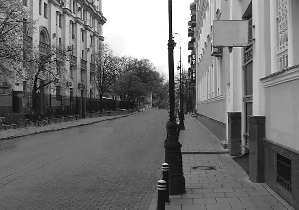 Большой Толмачевский переулок Современная фотография К каждому иностранному - фото 44