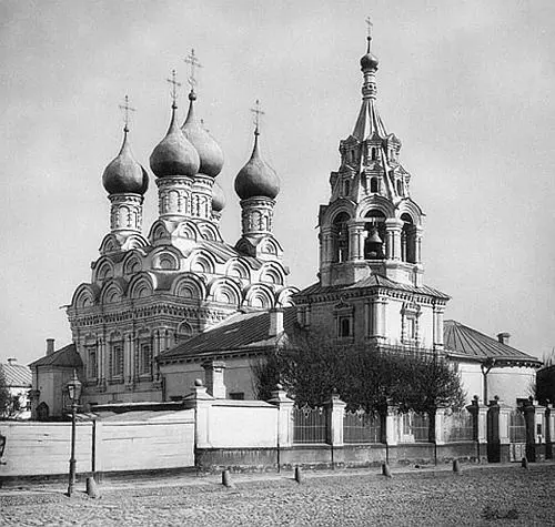 Храм Святителя Николая в Пыжах В 1692 году стрельцы построили колокольню и - фото 57