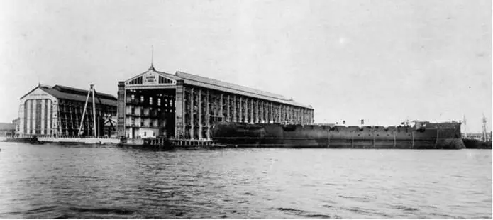 Россия на достройке Балтийский завод Лето 1896 г - фото 86
