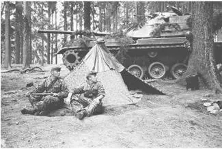 21 August 1968 Austrian tanks Source Bundesministerium für - фото 9