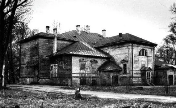 Корпус бывшей больницы Св Пантелеймона в прошлом здание Удельного - фото 23