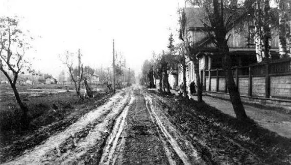 Фермское шоссе фото 1920х гг Между тем неподалеку на территории части - фото 380