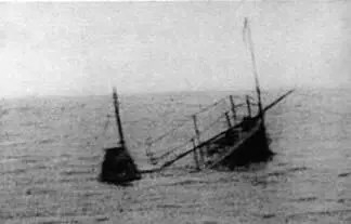 Касатка на стапеле и во время погружения два фото вверху Щука во время - фото 18