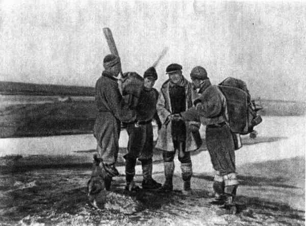 Федоров и Либин прощаются с товарищами 30 июля я и Либин вышли пешком налегке - фото 58