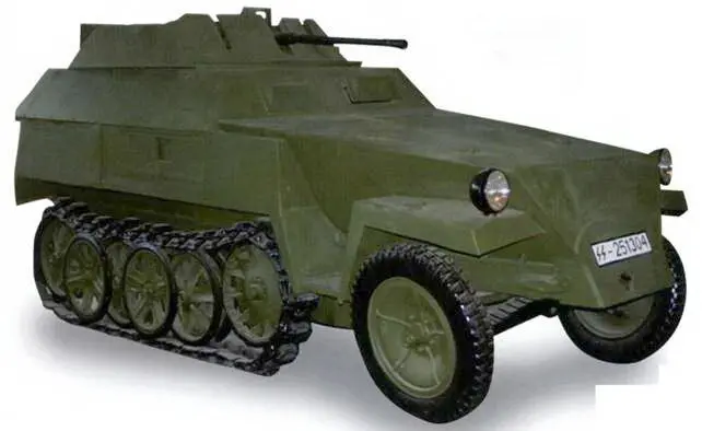 Бронетранспортер SdKfz 2509 в музее г Кубинки Россия Первые достаточно - фото 9