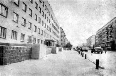Улица Воровского 5 Городской парк около пруда 18 июля 1917 года в - фото 14