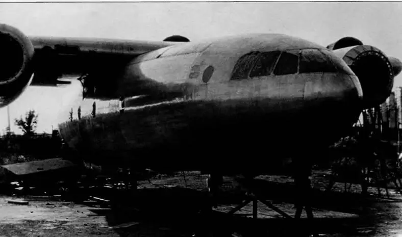 Самолет Т117 так и не дождался двигателей Используя более глубоко конструкцию - фото 48