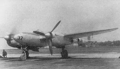 P38J из 24й истребительной эскадрильи Запуск двигателей начат с правого - фото 111