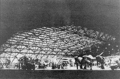 Техническое обслуживание Р322 из USAAF в ангаре авиабазы УильямсФилд конец - фото 32
