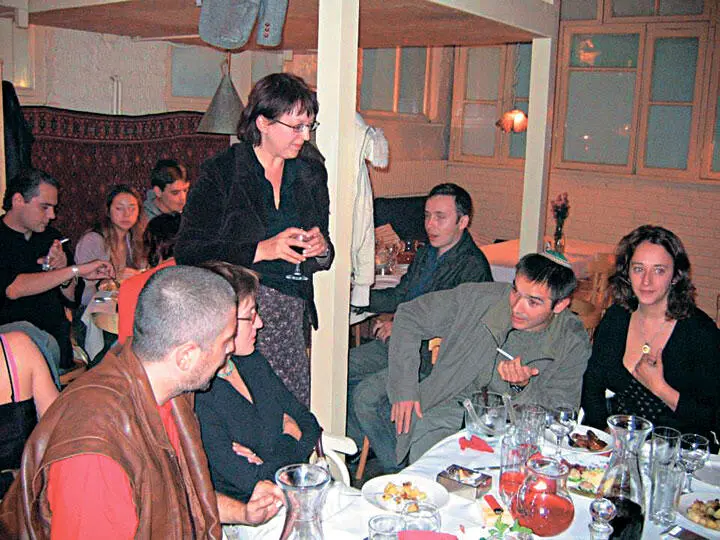 Редакционная вечеринка 2006 год Архив Вверху слева направо Александр - фото 32