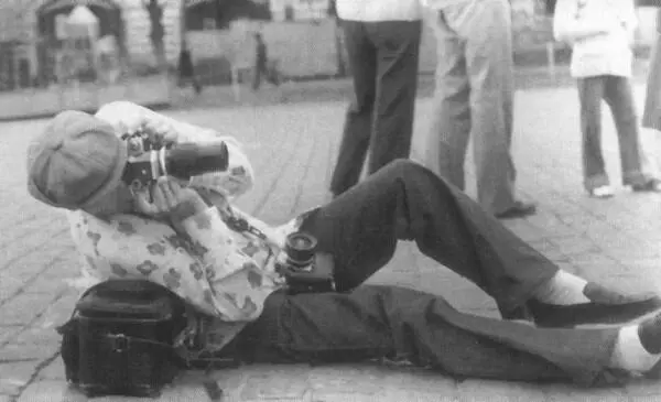 Евтушенкофотограф Красная площадь выбор ракурса Фото И Гутчина 1979 г - фото 49