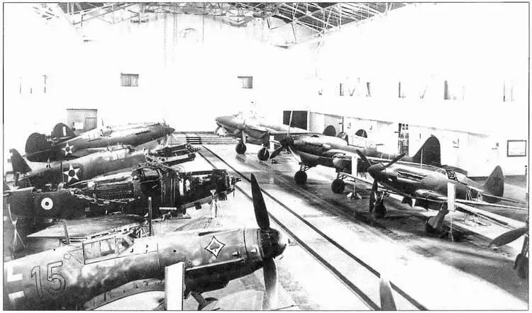 Выставка в БИТЦАГИ На переднем плане слева Bf 109G2 13689 из группы - фото 133