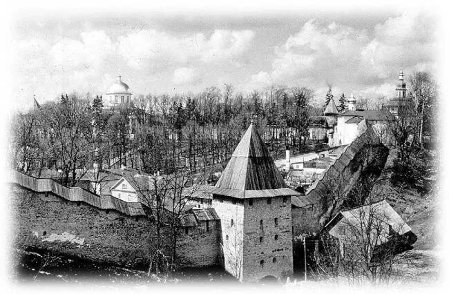 ПсковоПечерский монастырь Фото В Муратова Знамениты пещеры монастыря - фото 251
