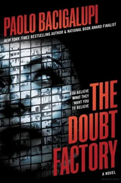 Paolo Bacigalupi The Doubt Factory обложка книги