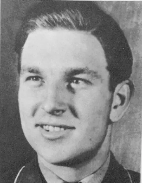 Major Gerhard Barkhorn scored 301 kills with 2 possibly in the Me 262 He flew - фото 37